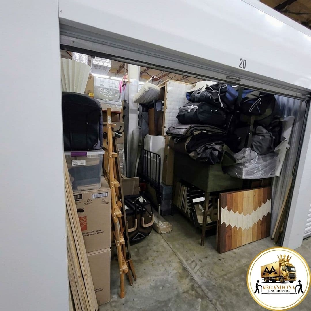 ARGANDONA KING MOVERS storage unit